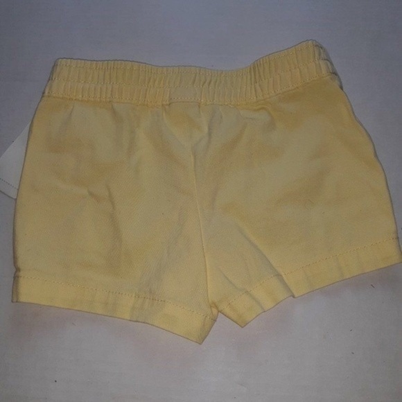 EST 1895 Oshkosh Bgosh Size 18 Months Baby Girls Yellow Shorts NWT MSRP $24 - Picture 6 of 6